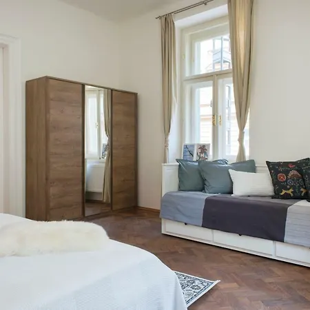 Апартаменты Kent Ridge Loft