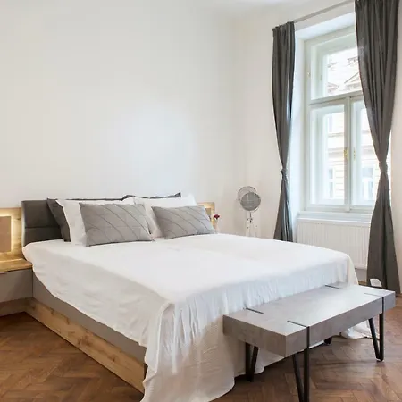 Kent Ridge Loft