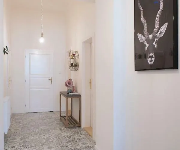 Kent Ridge Loft *
