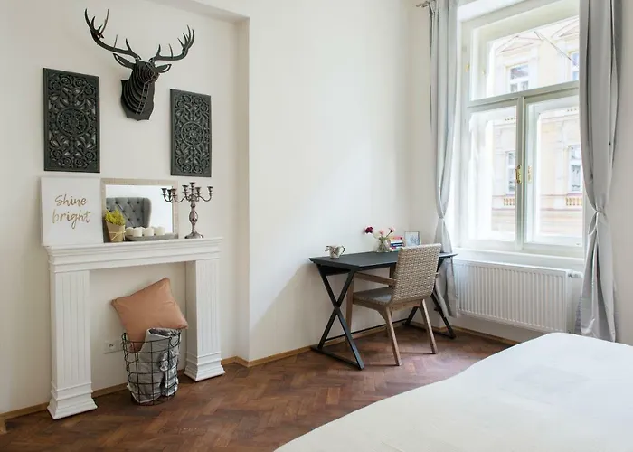 Appartamento Kent Ridge Loft Praga