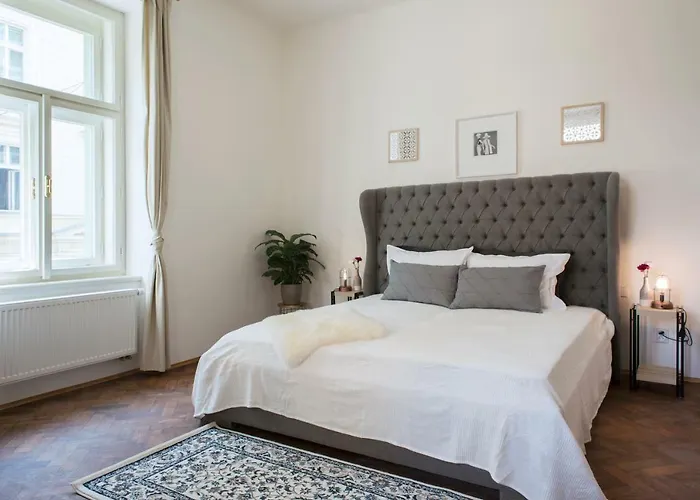 Apartamento Kent Ridge Loft Praga